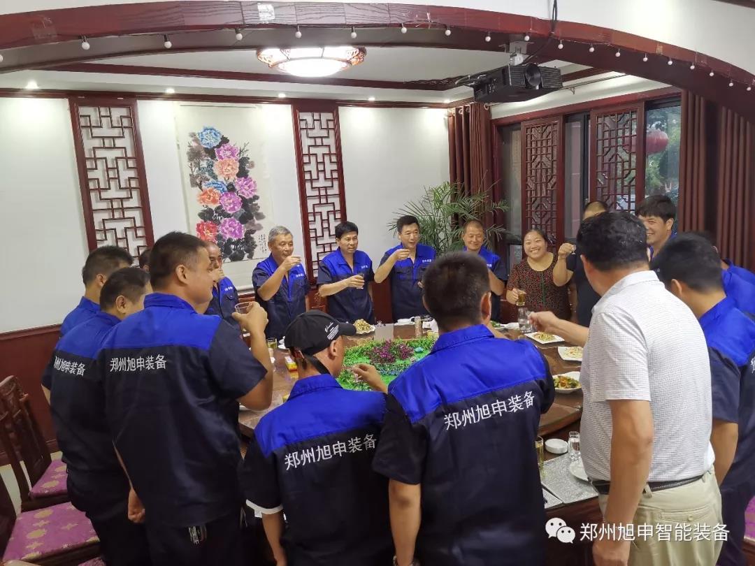 旭申智能裝備，滾輪架操作機(jī)，變位機(jī)打磨機(jī)